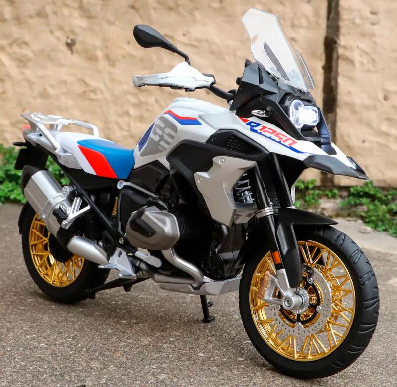 Miniatura Gigante de BMW R1250 GS ADV em Escala 1:9