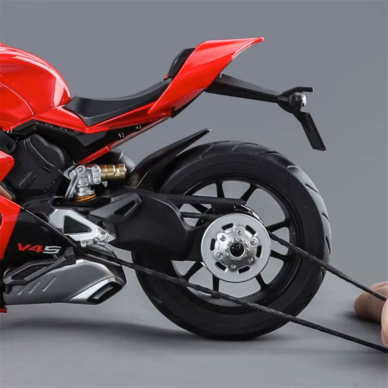 Ducati Panigale V4S em Escala 1:9