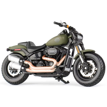 Harley-Davidson Fat Bob 114 em Escala 1:18